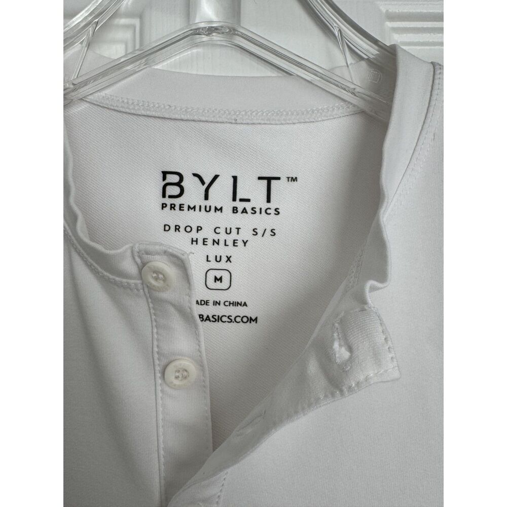 BYLT Henley Drop-Cut: LUX White T shirt M